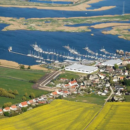 Dom wakacyjny Kroeslin *